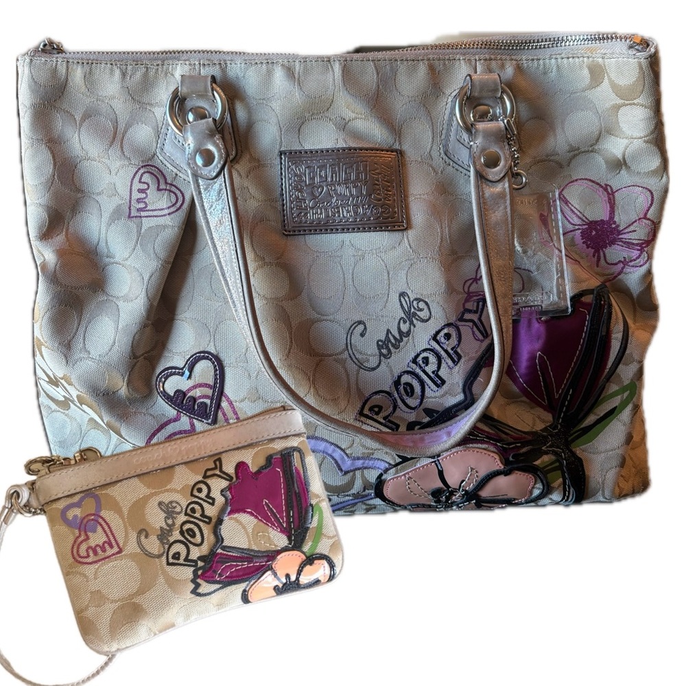 AUTHENTIC Coach Poppy Petal Applique Glam Tote & Matching Wristlet